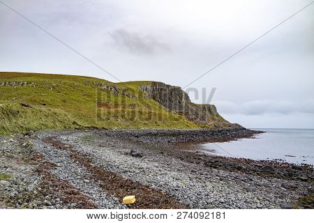 The Coastline Of North West Skye By Kilmuir - Scotland, United Kingdom