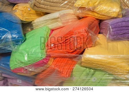 Multi-colored Terry Towels Packed In Plastic Bags In Stock
