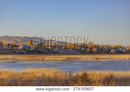 Saratoga Springs Lakeside Homes With Views Of Timp