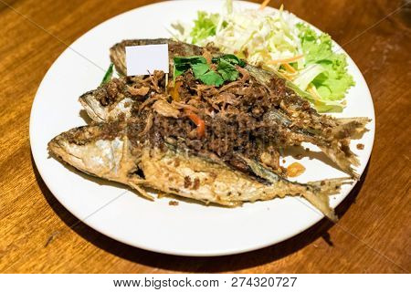 Fried Mackerel with shrimp paste