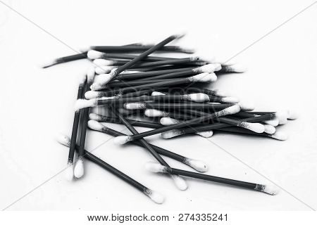 Pink Colored Cotton Coated Ear Buds Or Q-tips Isolated On White.