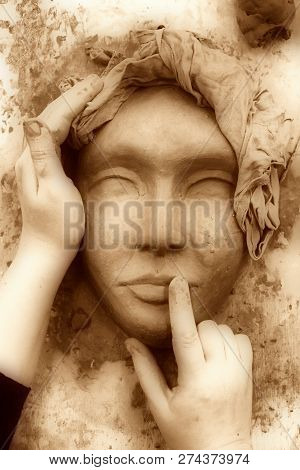 Russia, Moscow-december 15, 2018.sculpture Lessons At Moscow State Art Institute Named After Surikov