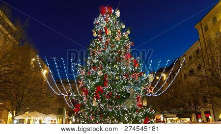 Ancona, Italy - December 12, 2018: Wonderful And Big Christmas Tree In Pertini Square Of Ancona, Mar