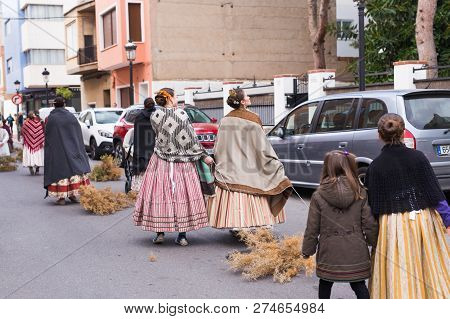 Oropesa Del Mar, Spain - January 13, 2018: Holiday Procession On Festival Of Saint Anthony In The St