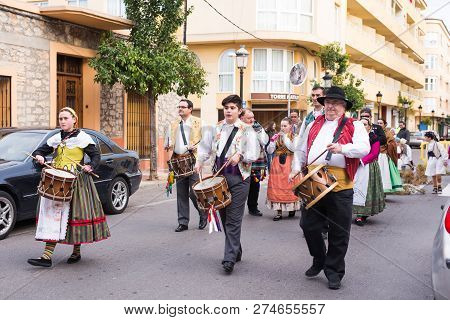 Oropesa Del Mar, Spain - January 13, 2018: Holiday Procession On Festival Of Saint Anthony In The St