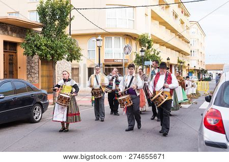 Oropesa Del Mar, Spain - January 13, 2018: Holiday Procession On Festival Of Saint Anthony In The St