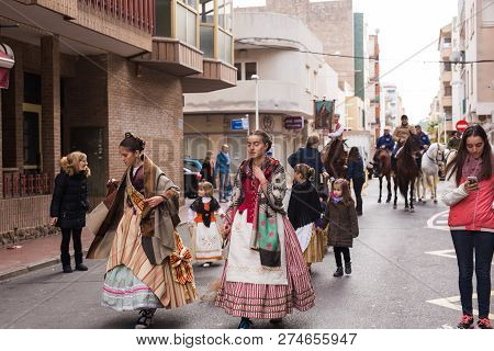 Oropesa Del Mar, Spain - January 13, 2018: Holiday Procession On Festival Of Saint Anthony In The St