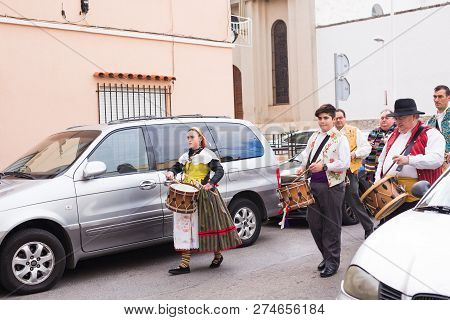 Oropesa Del Mar, Spain - January 13, 2018: Holiday Procession On Festival Of Saint Anthony In The St