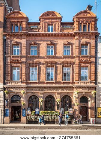 London, Uk - 4 December 2018: The Facade And Architecture Of A Typical English Pub, The Lord Moon Of