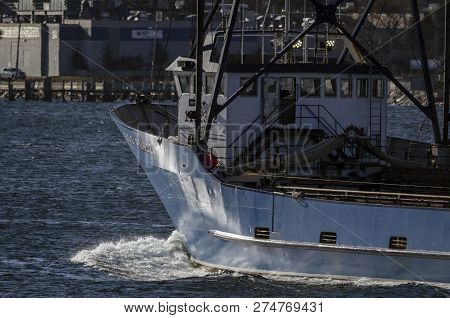 New Bedford, Massachusetts, Usa - November 23, 2018: Bright Morning Sun Shrouds Commercial Fishing V