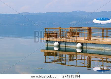 Lake Sapanca (turkish: Sapanca Gölü) Is A Fresh Water Lake In Turkey, Between The Gulf Of İzmit And 