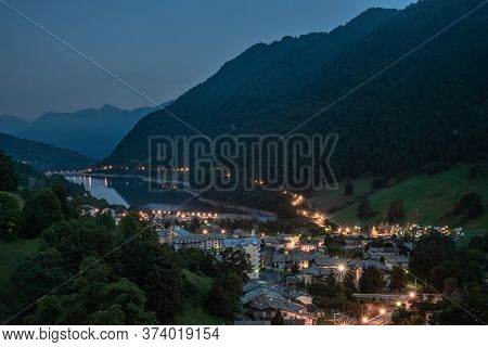 The Pontechianale Lake, An Artificial Hydroelectric Basin, Is Now Also A Mirror Of Water For Water S