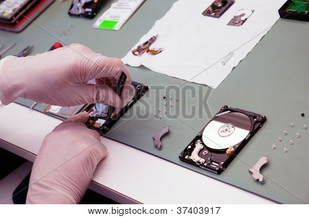 データを回復するための実験室