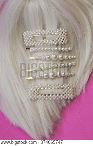 Pearl Hair Accessories. Hair Clips . Fashionable Hair Accessories. Hairpin With Pearls On A Bright P