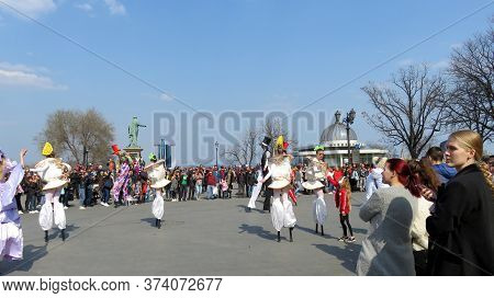 Odessa, Ukraine - 04 01 2019: A Group Of Puppet Princesses Perform Jumpers In Front Of A Crowd Of Pe