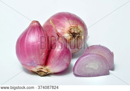 The Shallot Was Formerly Classified As A Separate Species, A. Ascalonicum, A Name Now Considered A S