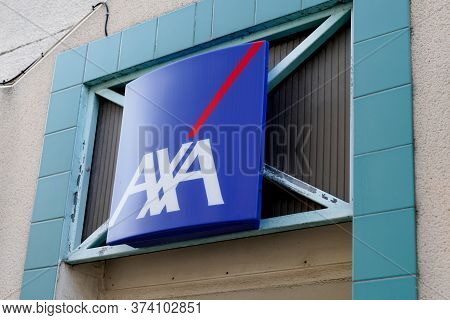 Bordeaux , Aquitaine / France - 02 15 2020 : Axa Logo Blue Sign French Multinational Insurance Offic