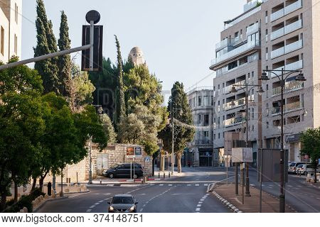 Jerusalem, Israel, June 13, 2020 : The Yitshak Kariv Street Near To Mamila Quarter In Jerusalem, Isr