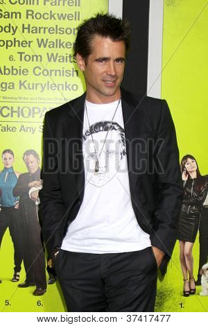 LOS ANGELES - 30 Ott: Colin Farrell arriva alla Premiere di 