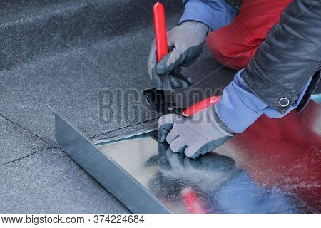 Special Tinsmith Seaming Pliers With Lap Joint