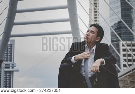 Unemployed Jobless People Crisis Who Recession, Stress And Lose Job. Despair Office People Feel Stre