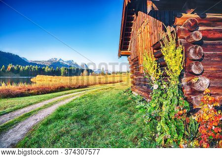 Fantastic View Of Alpine Valley With Wooden Huts  Near Wagenbruchsee (geroldsee) Lake With Zugspitze