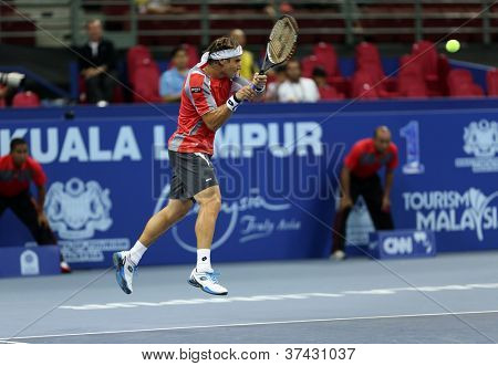 KUALA LUMPUR - 28 SEP: David Ferrer (Spanje) speelt zijn kwart-finale wedstrijd bij de ATP Tour Maleisische 