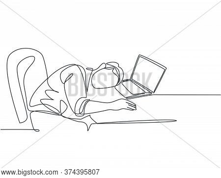 Single Continuous Line Drawing Of Young Sleepy Male Worker Fall Asleep On Laptop While He Was Workin