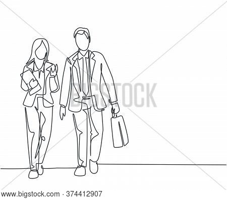 One Single Line Drawing Of Young Couple Male And Female Managers Discussing New Strategy Plan To Com