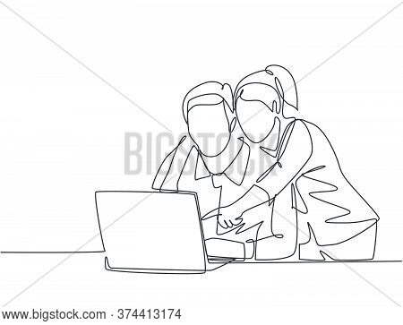 One Single Line Drawing Of Young Happy Couple Embracing And Hugging Romantic In Front Of Computer Di