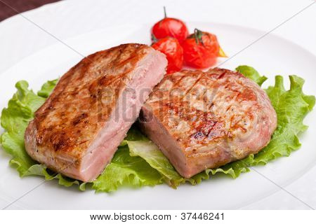 Bistecca alla griglia alla griglia a medie rare