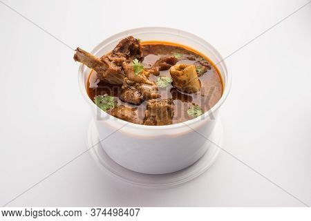 Mutton Masala Curry In Plastic Container For Home Delivery