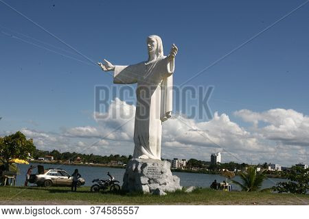 Ilheus, Bahia / Brazil - March 26, 2012: View Of Christ The Redeemer Monument In The City Of Ilheus 