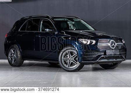 Novosibirsk/ Russia - April 21 2020: Blue Mercedes Benz Gle-class,  Mid-range Luxury Suv, Front View