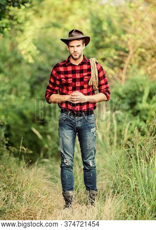 Attle Breeding Concept. Cowboy At Countryside. Ranch Occupations. Lasso Tool. American Cowboy. Lasso