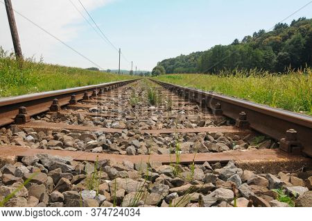 Wooden Sleepers For Railway Tracks