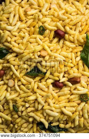 Puffed Rice Chivda Or Maharashtrial Bhadang Chiwda Served In A Plate