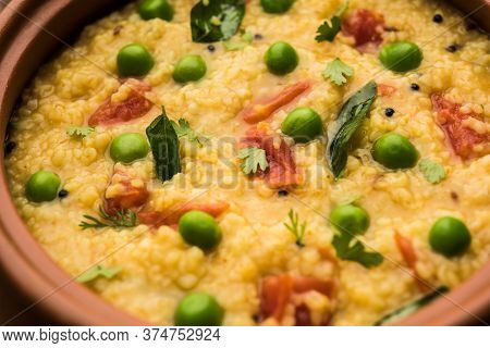 Dalia Khichdi Or Daliya Khichadi Is A Delicious One Pot Meal Made From Broken Wheat And Vegetables,