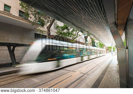 Electric Rio De Janeiro City Tramway Arriving At Empty Platform