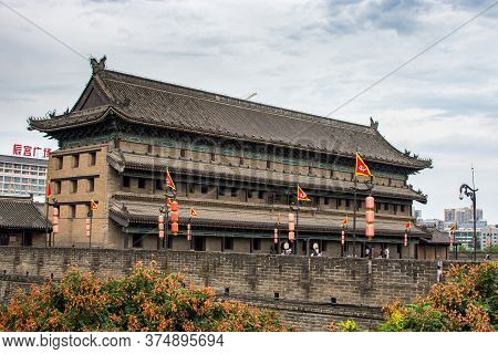 Xian City Walls Largest And Best Preserved Old City Walls In China