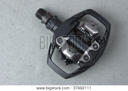 Mountain bike pedal