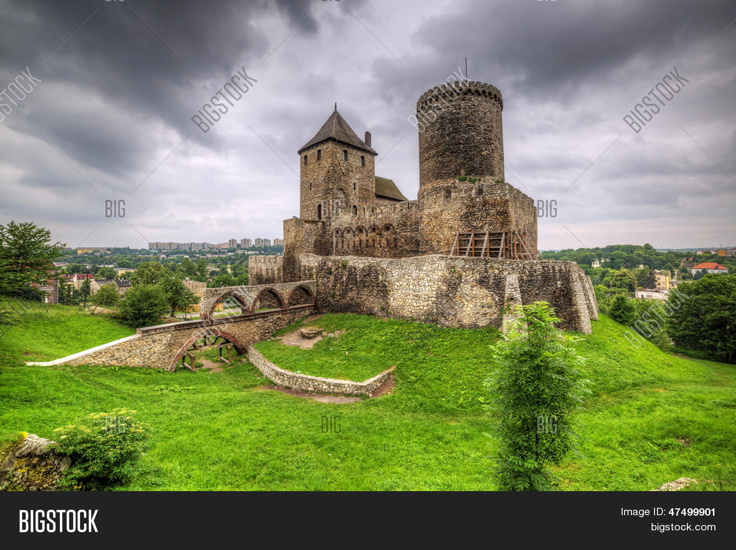 Medieval 14th Century Image & Photo (Free Trial) | Bigstock