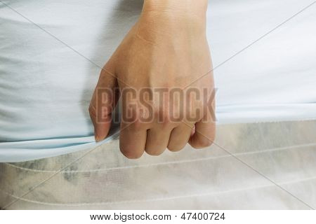 Naisten ennakkoedellytykseksi Making Bed