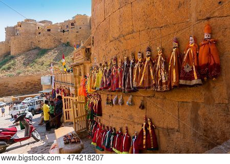Jaislamer Fort, Rajasthan, India - 13.10.2019 : Traditional King And Queen, Called Raja Rani, Handma
