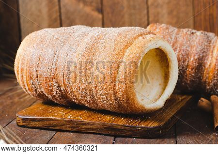Kurtosh Kolach, Traditional Hungarian And Romanian Street Food