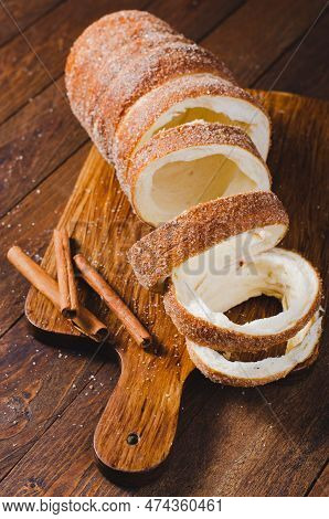Kurtosh Kolach, Traditional Hungarian And Romanian Street Food