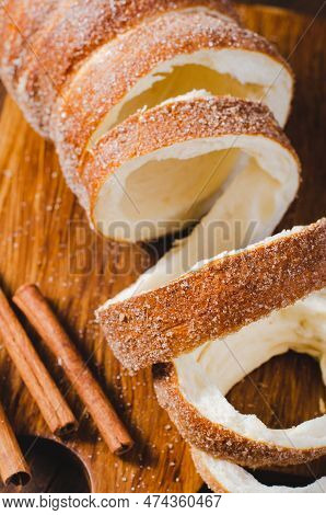 Kurtosh Kolach, Traditional Hungarian And Romanian Street Food