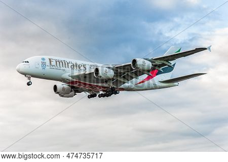 London, England - August 22, 2016: A6-een Emirates Airlines Airbus A380 Landing In London Heathrow I