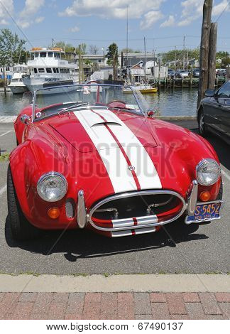Cobra 427 sport car