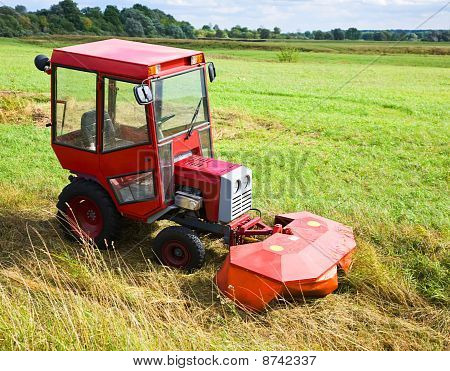 초원에 Agrimotor